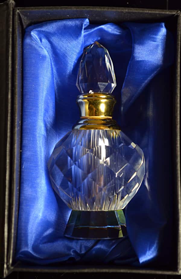 Lady Thulston crystal queen CBD oil in display box